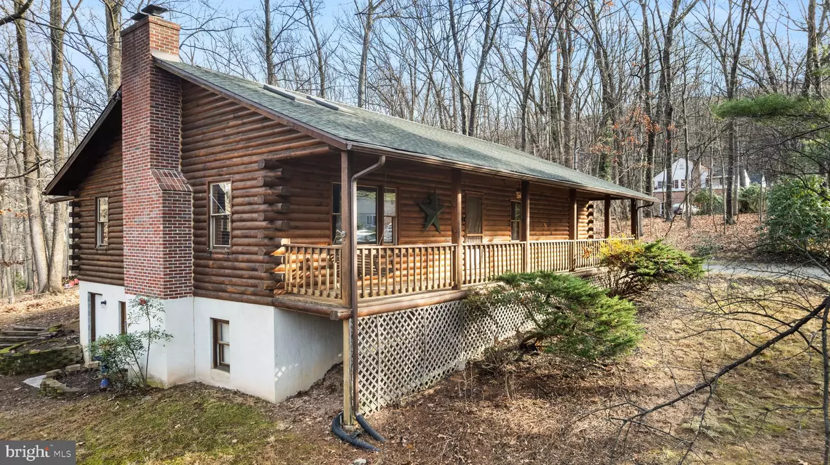 Harpers Ferry, WV 25425,303 APPLE JACK LN