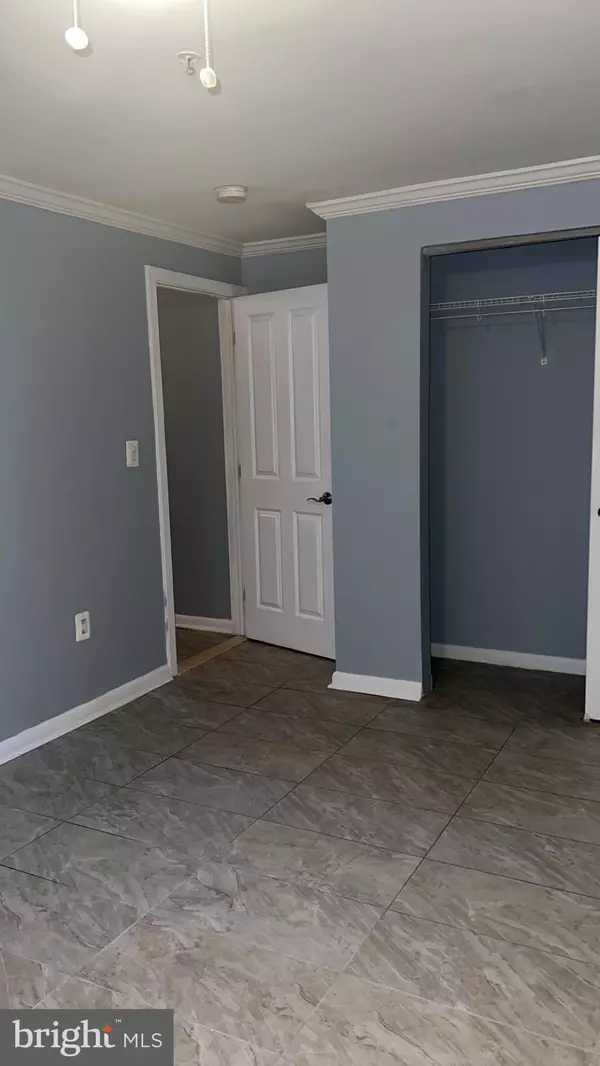 Washington, DC 20020,1501 27TH ST SE #109