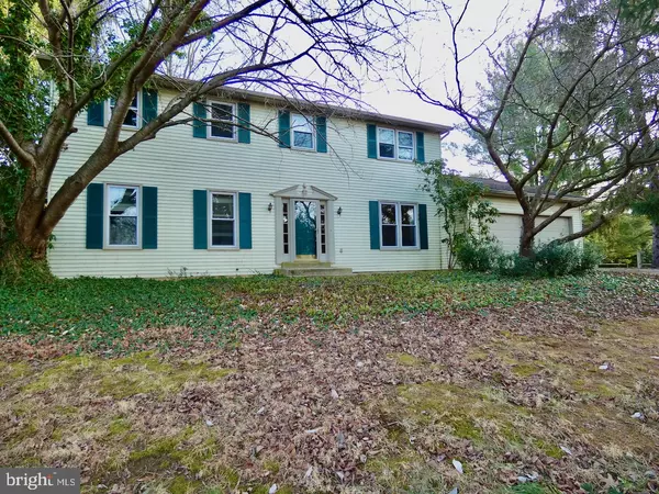 Hockessin, DE 19707,8 COLONIAL CT