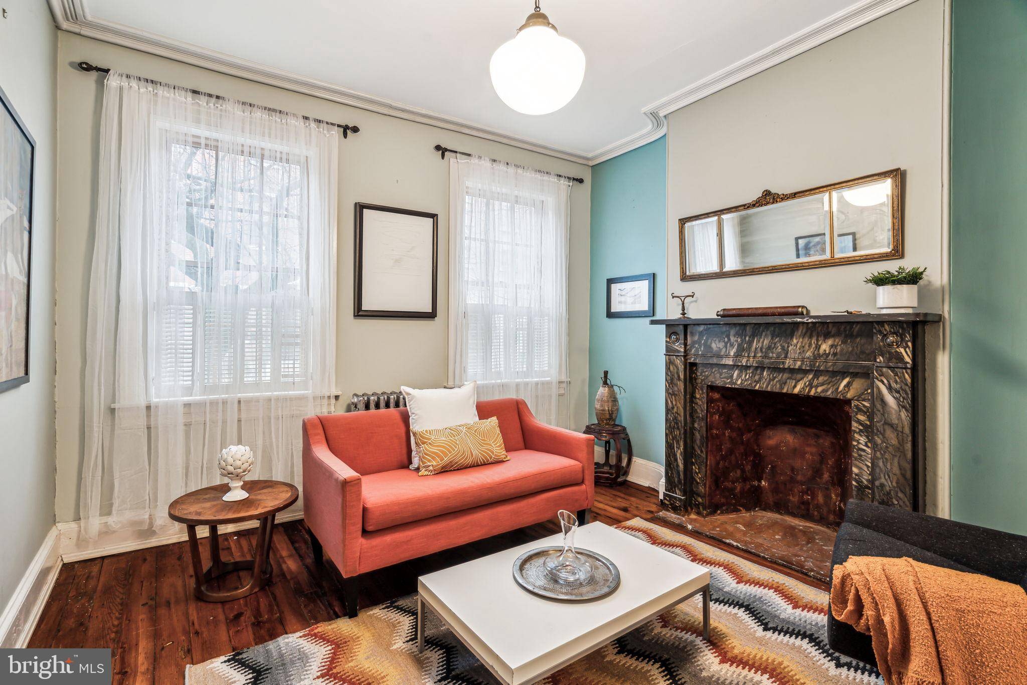 518 QUEEN ST, Philadelphia, PA 19147