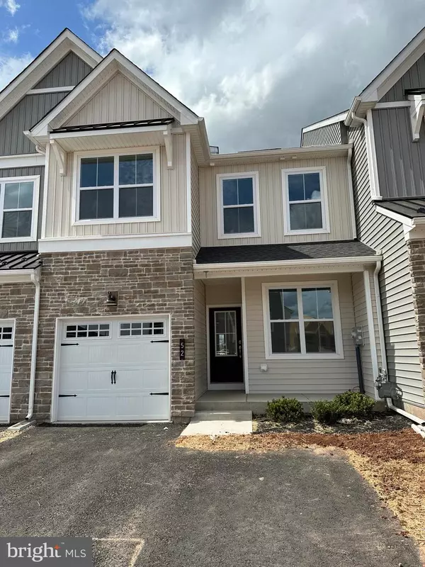 9 TURF CT, Royersford, PA 19468