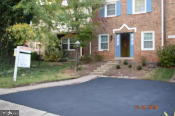 Centreville, VA 20120,14857 LEICESTER CT