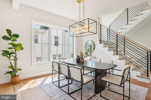 Arlington, VA 22202,1015 20TH ST S