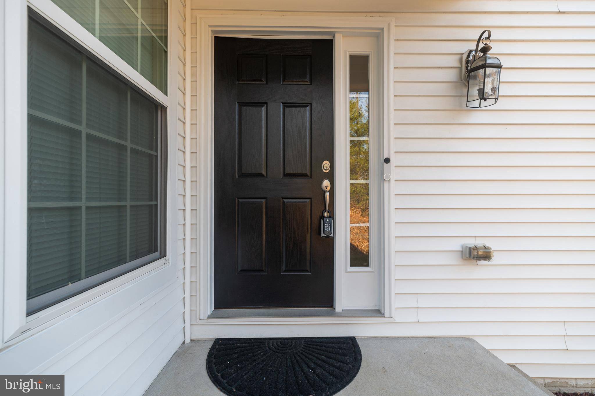 Dumfries, VA 22026,3177 HOUR GLASS DR