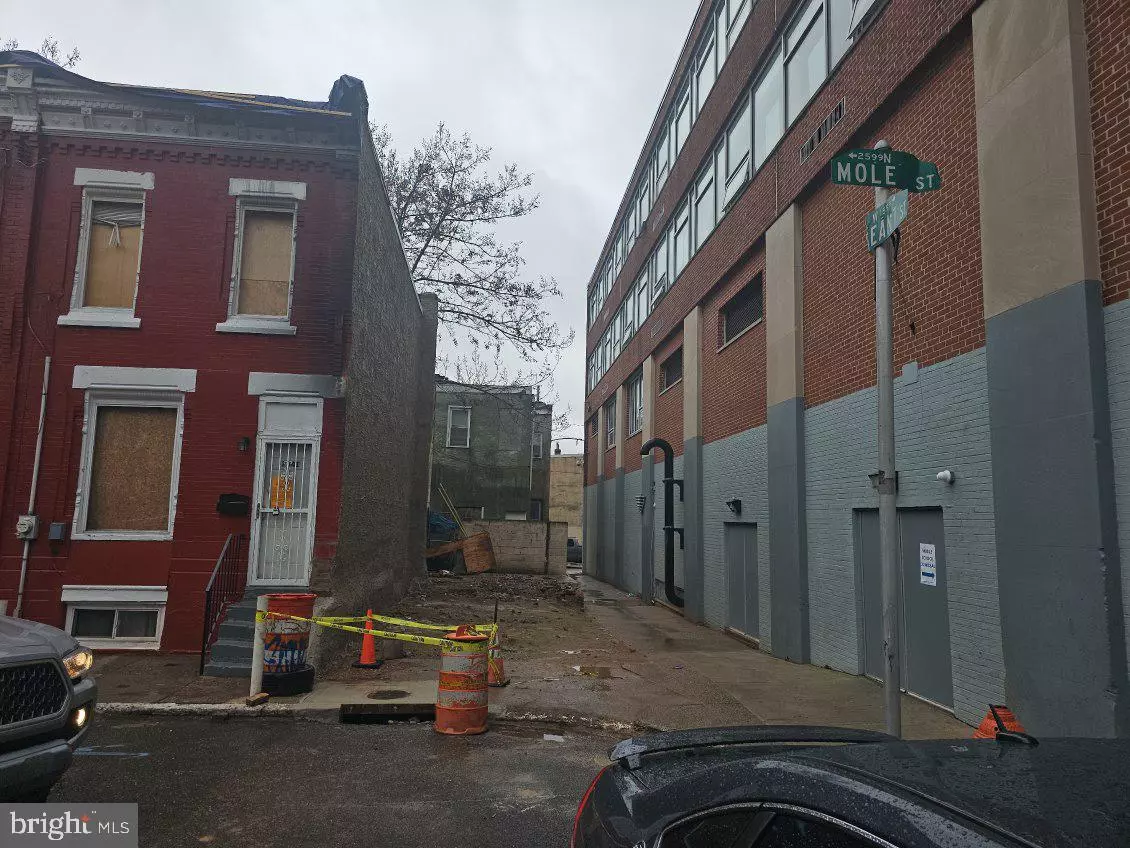 Philadelphia, PA 19132,2539 N MOLE ST