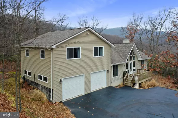 Hedgesville, WV 25427,306 TOBOGGAN HILL TRL