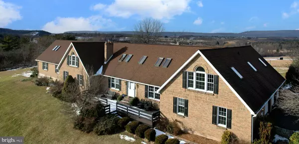 141 MOUNTAIN BACK RD, Centre Hall, PA 16828