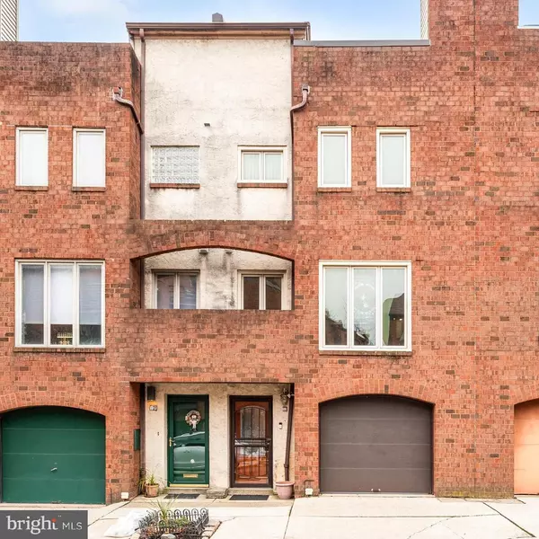 Philadelphia, PA 19147,1 CHRISTIAN ST #17
