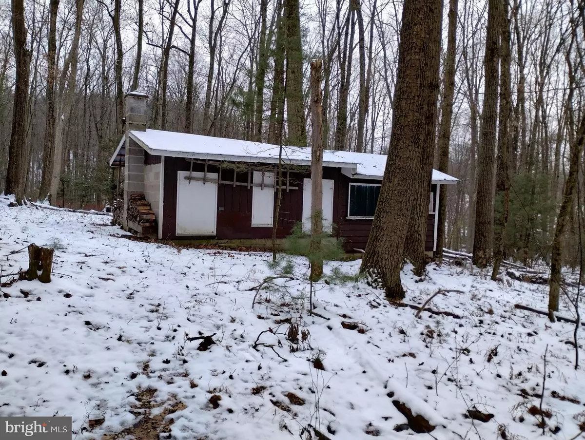 Lock Haven, PA 17745,001695 PINE MOUNTAIN RD