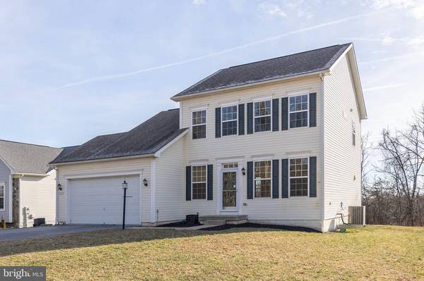 1011 W MASTERS DR, Cross Junction, VA 22625