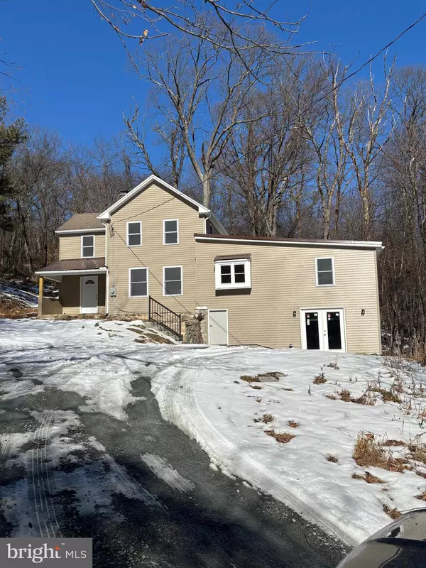 15205 CHARMIAN ROAD, Blue Ridge Summit, PA 17214