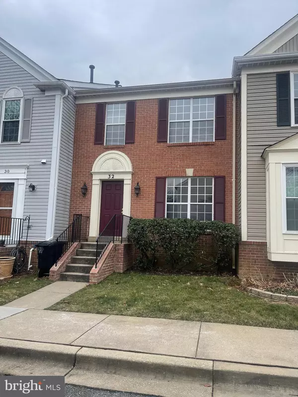 32 COTTAGE FIELD CT, Germantown, MD 20874