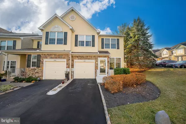 2905 SAGE WOOD DR, Newtown Square, PA 19073