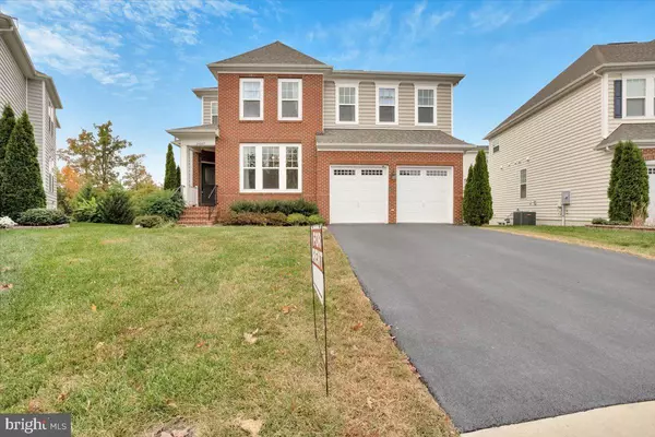 Chantilly, VA 20152,24887 COVENTRY GROVE CT