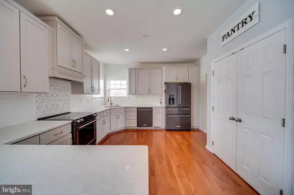 Hedgesville, WV 25427,1 CHISHOLM DR N