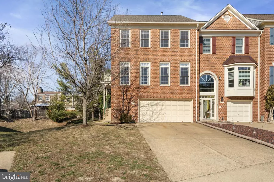 6216 CLARA EDWARD TER, Alexandria, VA 22310