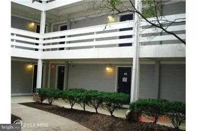 10300 APPALACHIAN CIR #109, Oakton, VA 22124