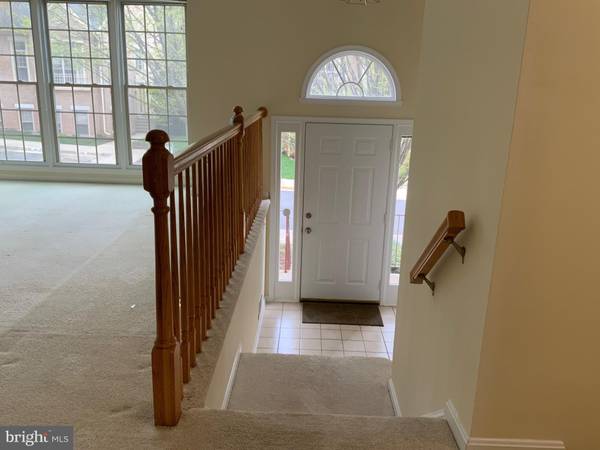 Falls Church, VA 22043,2136 KINGS GARDEN WAY