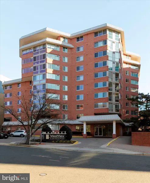 1001 N VERMONT ST #810, Arlington, VA 22201