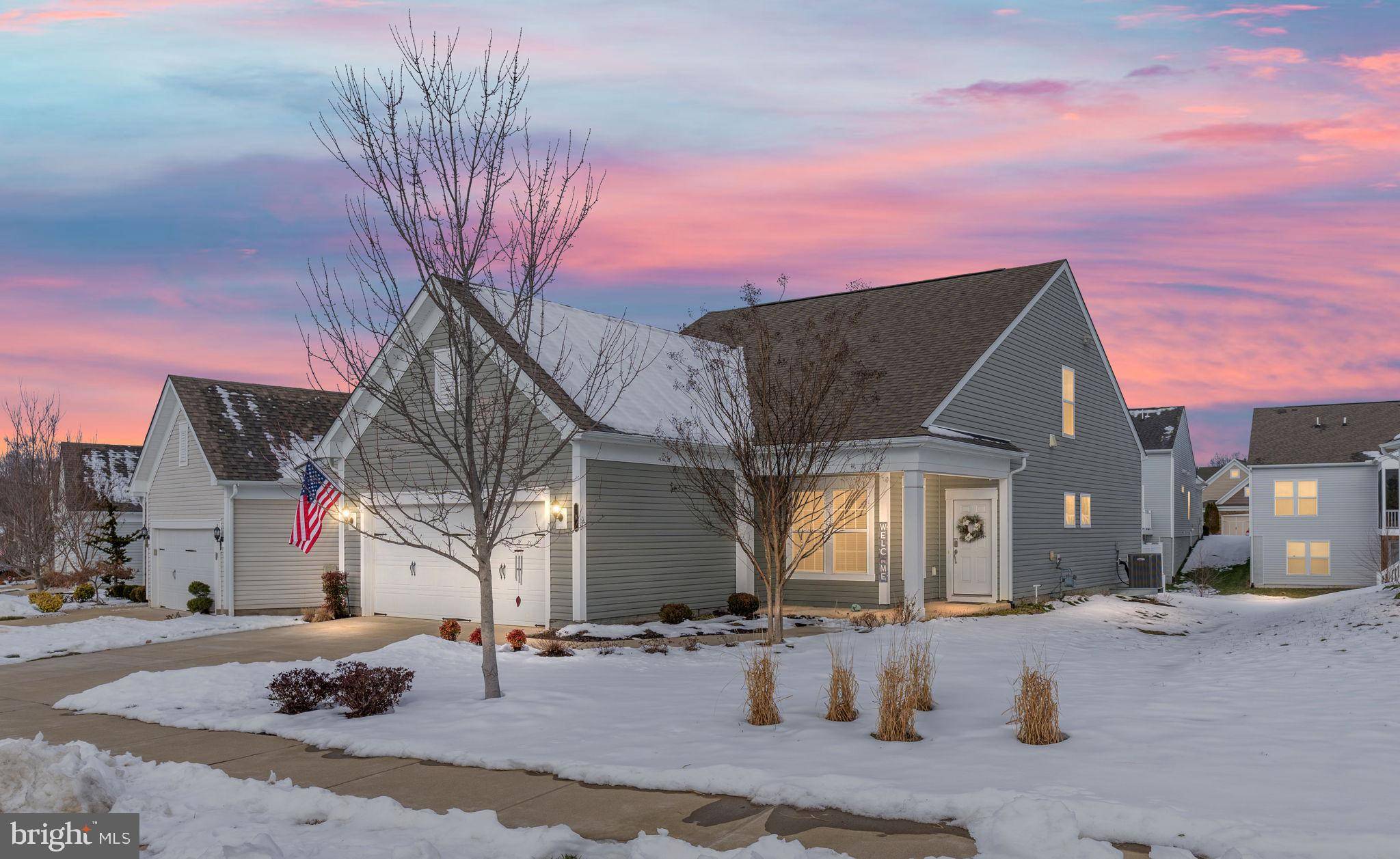8 FENWICK DR, Fredericksburg, VA 22406
