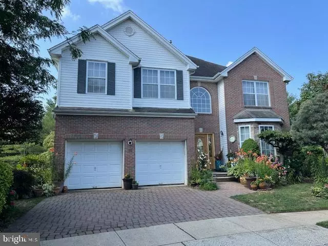 Monroe Township, NJ 08831,11 PEBBLE BEACH CT