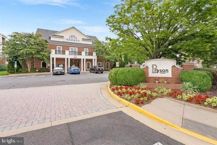 12953 CENTRE PARK CIR #219, Herndon, VA 20171