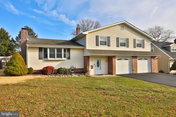 743 CHERYL DR, Warminster, PA 18974