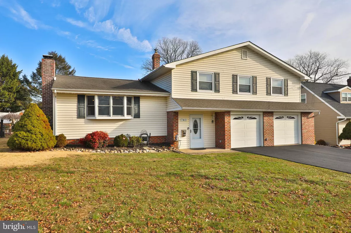 Warminster, PA 18974,743 CHERYL DR