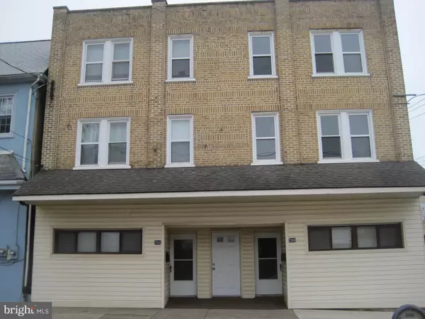 206 COURTLAND ST #4, Lansdale, PA 19446