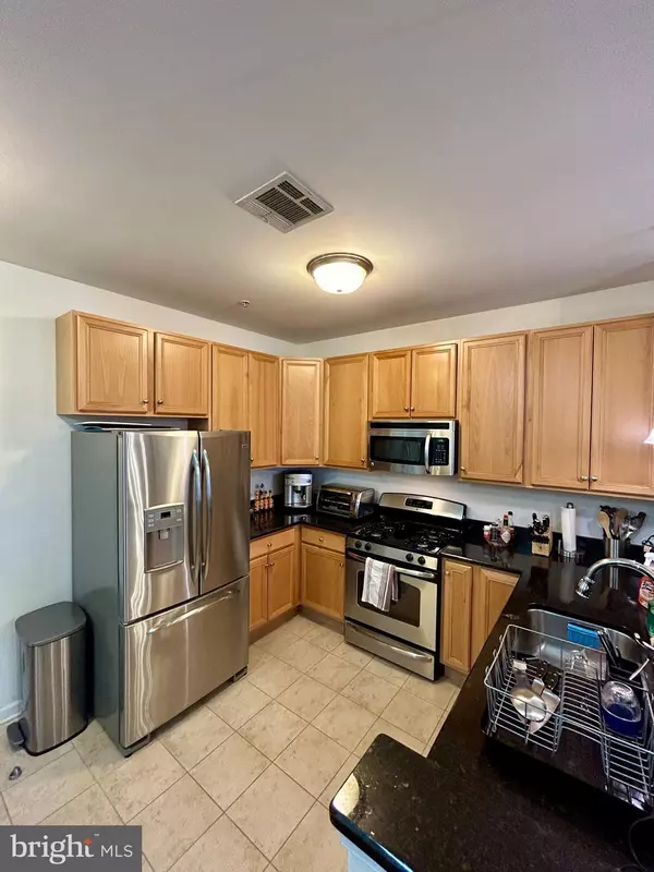 Conshohocken, PA 19428,350 W ELM ST #3413