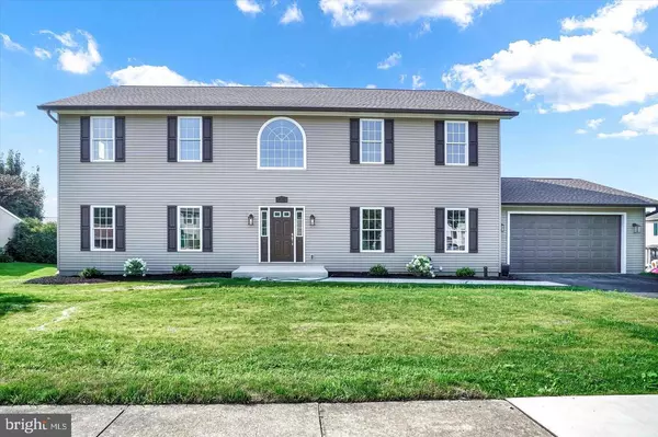 430 WHITE ROSE LANE, York, PA 17402