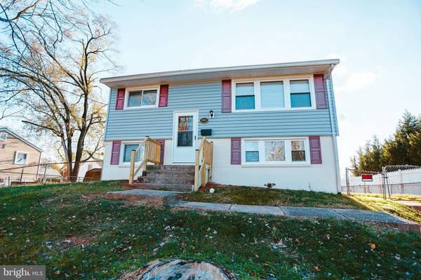 9303 ARLINGTON AVE, Manassas, VA 20111