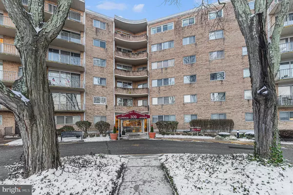 Jenkintown, PA 19046,309 FLORENCE AVE #220-N