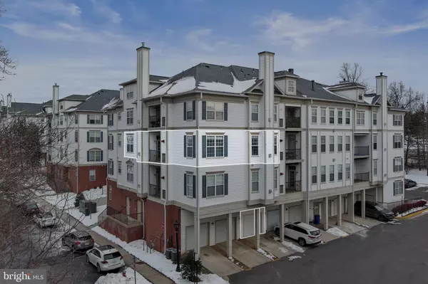 11508 SPERRIN CIR #302, Fairfax, VA 22030