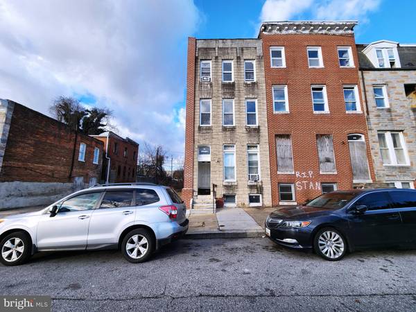 210 N MOUNT ST, Baltimore, MD 21223