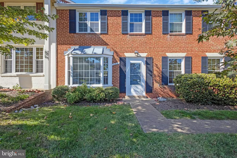 2314 N DEARING ST, Alexandria, VA 22302