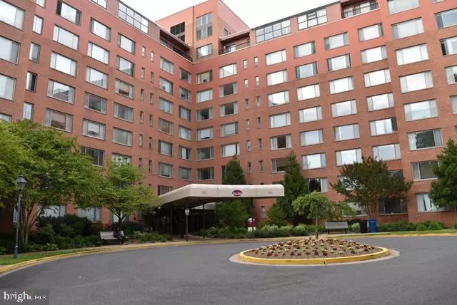 1111 ARLINGTON BLVD #825, Arlington, VA 22209