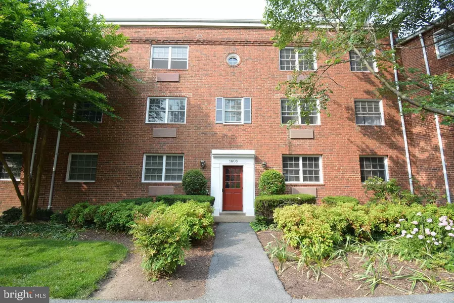 1608 W ABINGDON DR #101, Alexandria, VA 22314