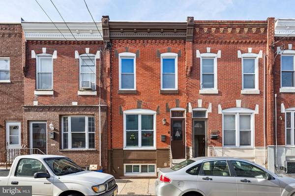 2334 S ALDER ST, Philadelphia, PA 19148