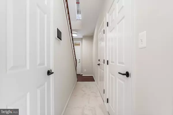 Woodbridge, VA 22191,16778 BLACKJACK OAK LN