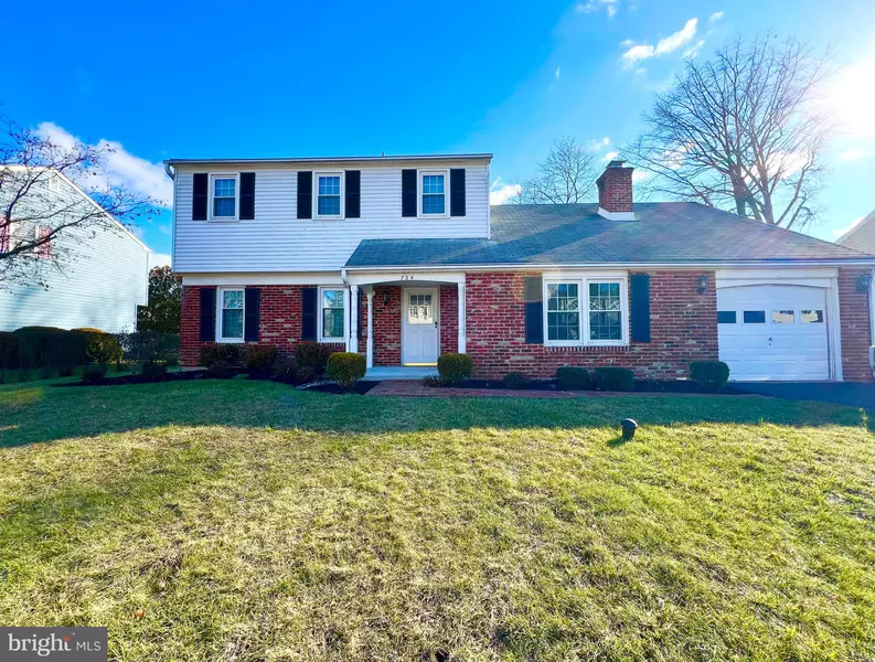 734 FAIRBRIDGE DR, Fairless Hills, PA 19030