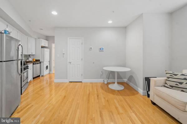 Washington, DC 20002,1629 L ST NE #202