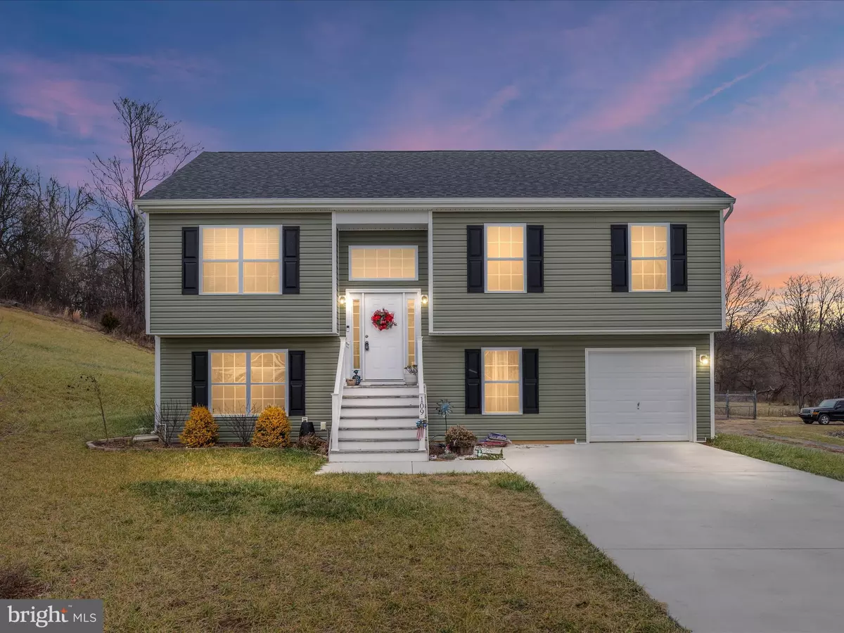 Hedgesville, WV 25427,109 IRWIN CT