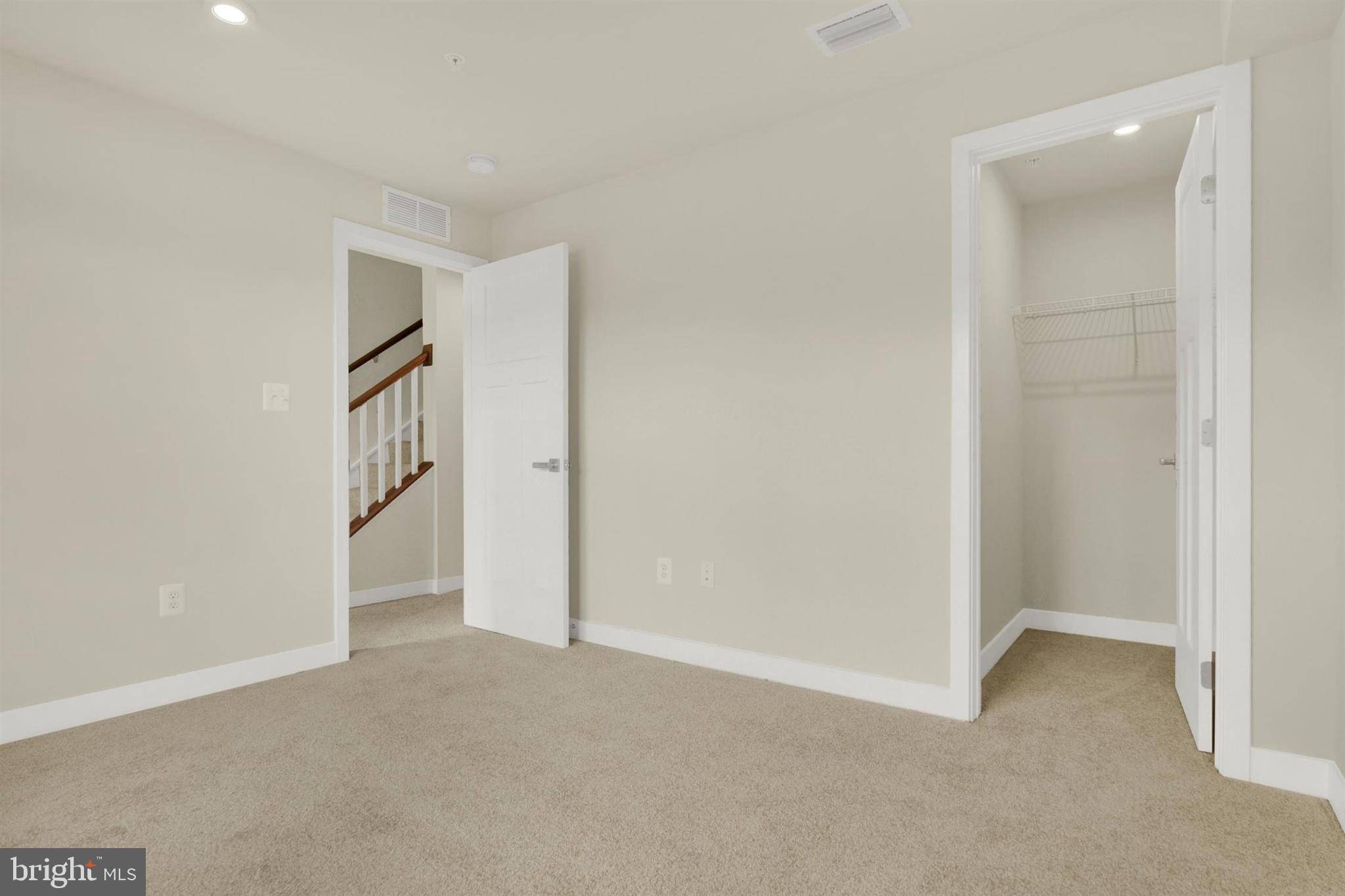 Aberdeen, MD 21001,940 POPPY DR