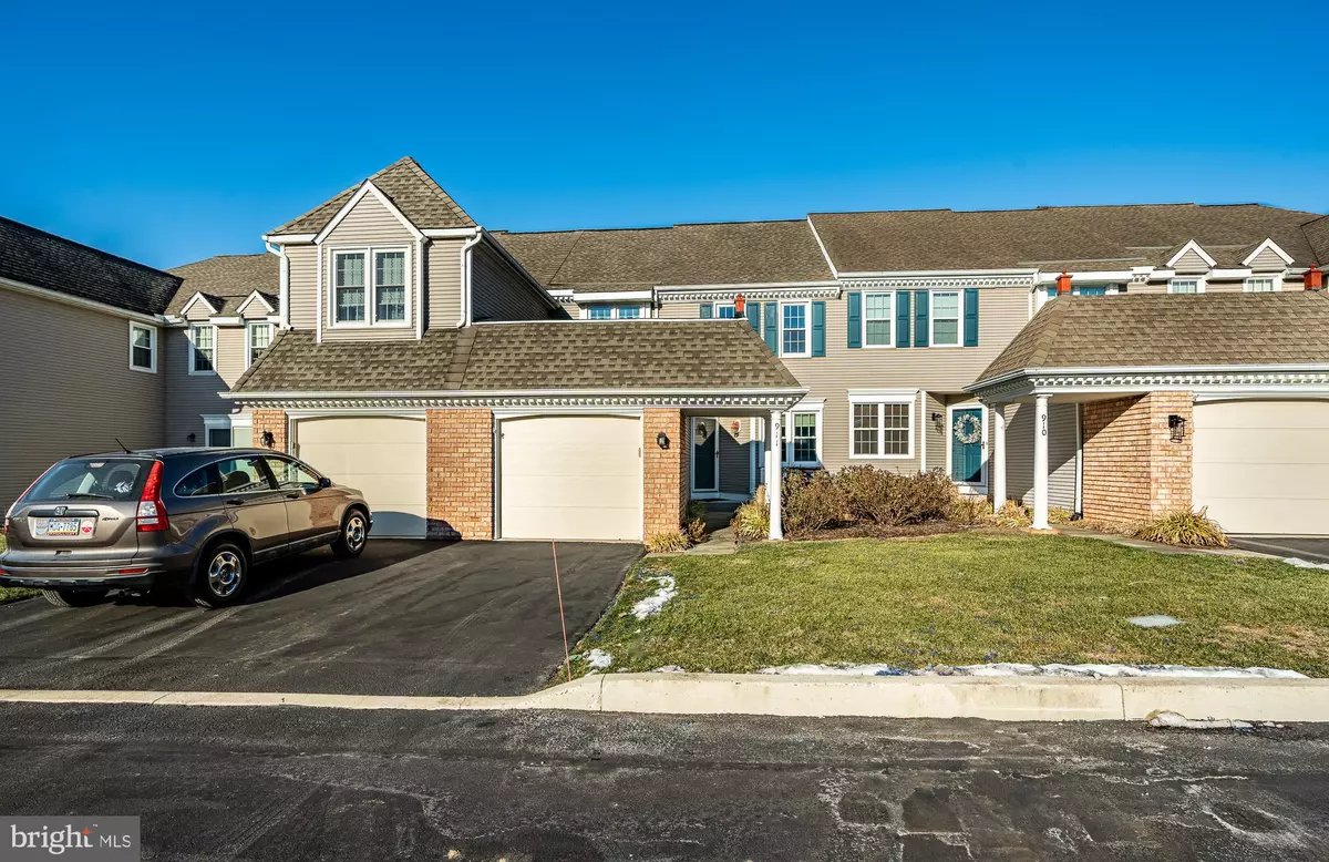 Chester Springs, PA 19425,911 SAMANTHA CIR