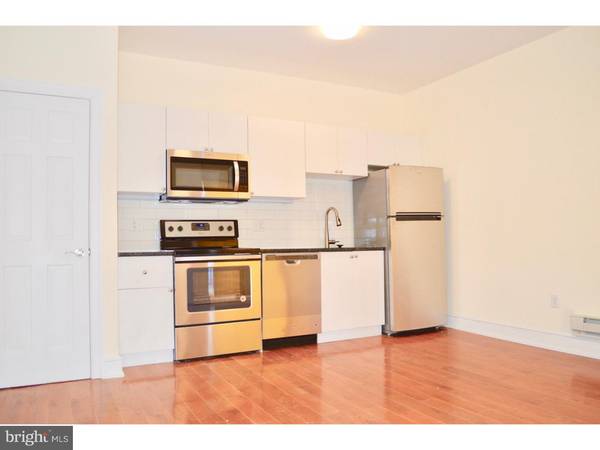 Philadelphia, PA 19147,510 S FRONT ST #1R