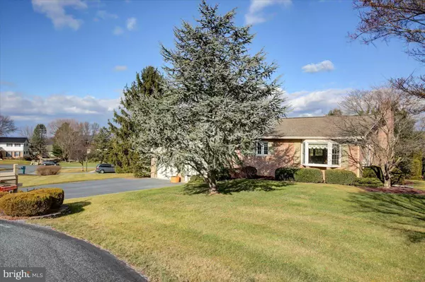 Waynesboro, PA 17268,11981 WINDMERE CIR