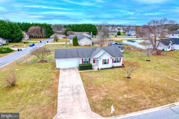 468 HEARTHSTONE LN, Felton, DE 19943