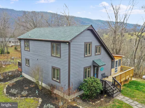 325 FOX RIDGE DR, Strasburg, VA 22657