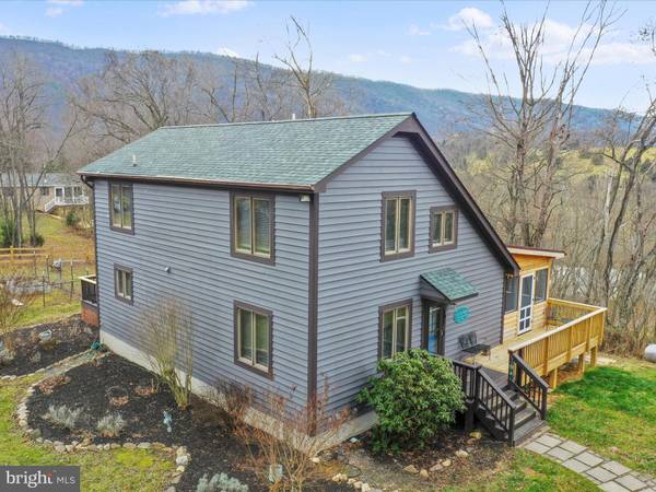 325 FOX RIDGE DR,  Strasburg,  VA 22657